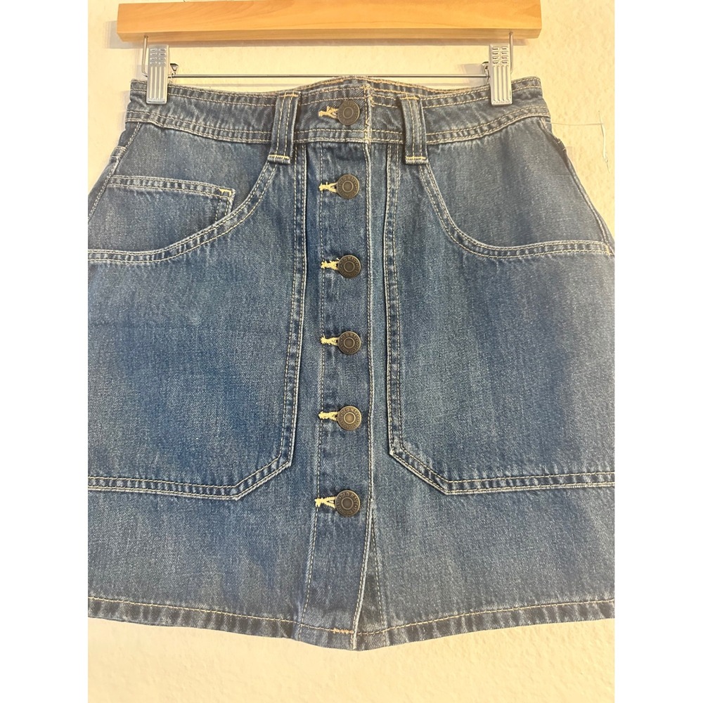 Old Navy Utility Mini Skirt Womens 0 Medium Wash Button Front Denim 585190-00-1 - Picture 4 of 10